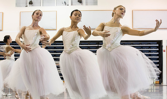 20161013_MCB_Giselle_Act1_Rehersal_Studio9C7C0032
