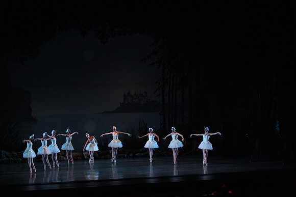 20151025_MCB_Swan_Lake_2Cast_Arsht_IMG_0103