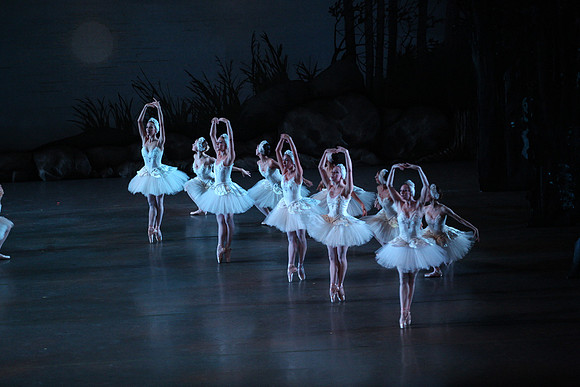 20151114_Swan_Lake_George_Balanchine_Kravis_IMG_6622