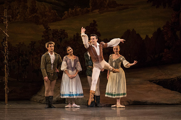 20161022_MCB_Giselle_Act1_2Cast_Tricia_Arsht_Arsht_73A6477