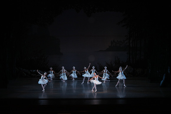 20151022_MCB_Swan_Lake_DR_Arsht__75A8182