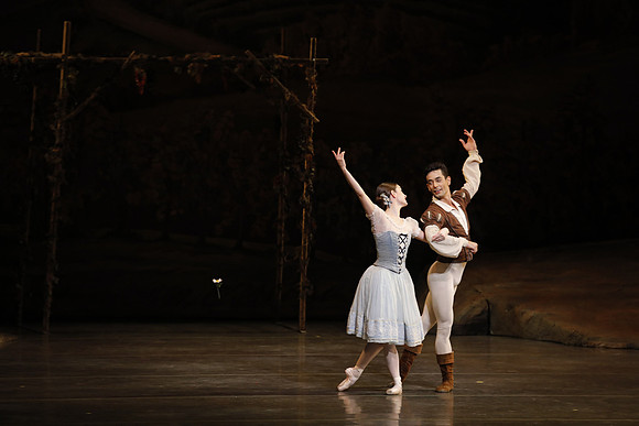20161023_MCB_Giselle_Act1_3Cast_Jennifer_Laurent_Arsht__73A1673