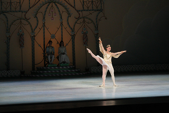 20141223_Nutcracker_ARTC_Pasdedeux_AL1B5754