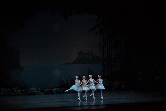 20151025_MCB_Swan_Lake_2Cast_Arsht_IMG_0055