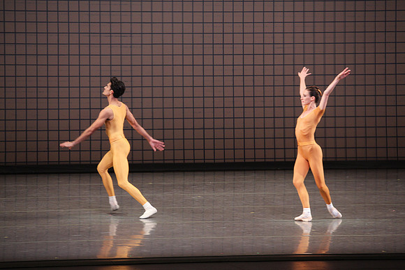 20170114_Glass_Pieces_Preformance_Saturday_Chase_Lauren_MCB_9C7C0085