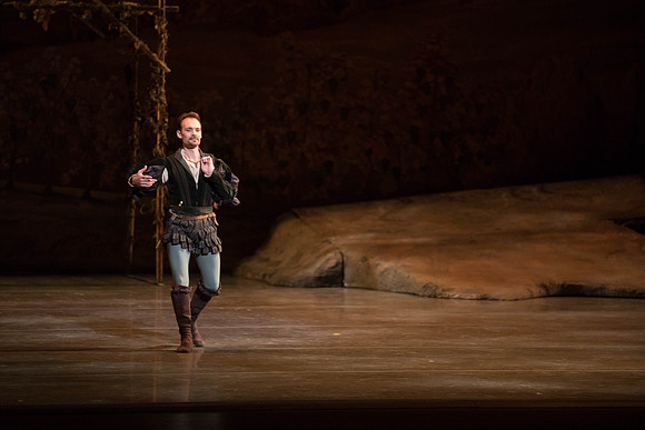 20161022_MCB_Giselle_Act1_2Cast_Tricia_Arsht_Arsht_73A5552