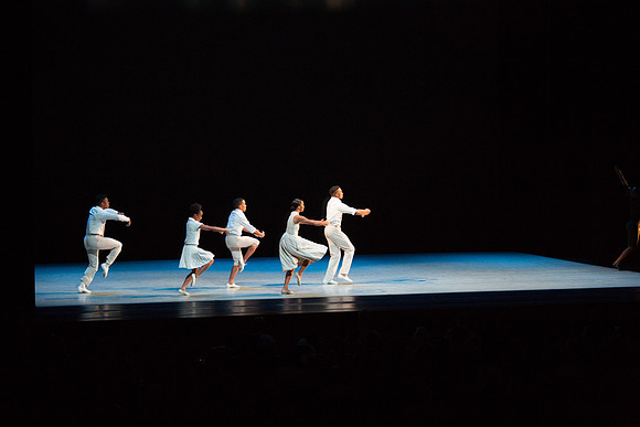 20170225_Alvin_Ailey_r.Evolution_Dream_PR_Wide_9C7C2212