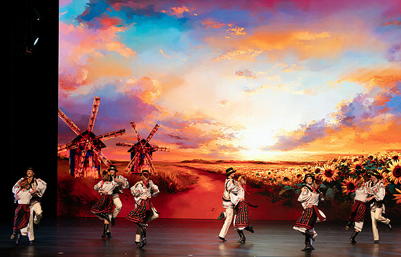 20241026_-Bukovynian Folk dance__DSC1456-Enhanced-NR