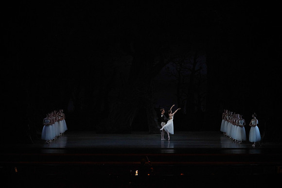 20161020_MCB_Giselle_Act1_DRSH_75A1571