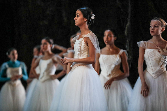20161020_MCB_Giselle_2Cast_Act2_no Makeup_DRDA_Arsht_73A1531