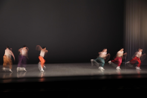 20170113_Glass_Motion_Blur_Samantha_PR_9C7C2296