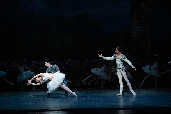 20240417_Swan_Lake_Act 4_2_Cast_DSC3068.ARW