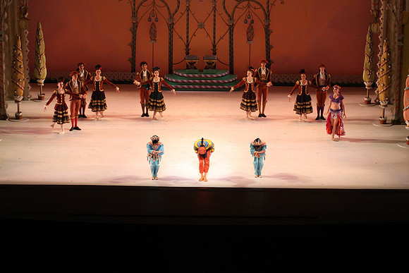 20141229_Nutcracker_WPB_Bows_CG3P4569
