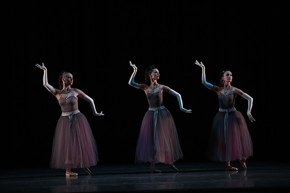 20180405_La Valse_Balanchine_Ravel__73A4135