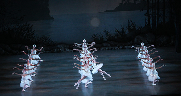 20151114_Swan_Lake_George_Balanchine_Kravis_IMG_6702