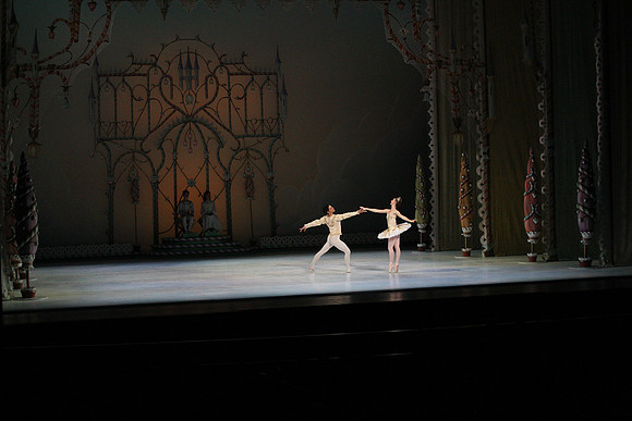 20141223_Nutcracker_ARTC_Pasdedeux_AL1B5737
