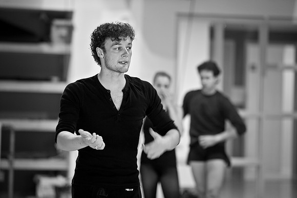 08092011_DG_Rehearsal_MCB_ZV4N7672