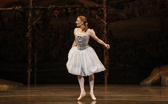 20161020_MCB_Giselle_Act1_DRDA_Arsht_73A3470