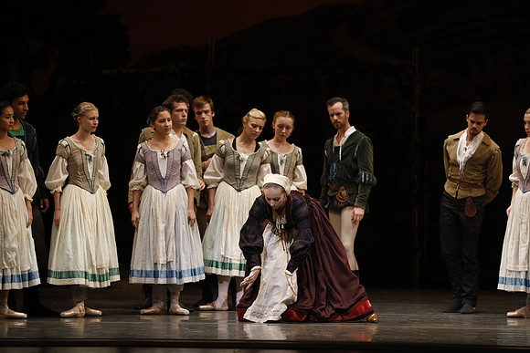 20161020_MCB_Giselle_2Cast_Act1_no Makeup_DRDA_Arsht_73A0125