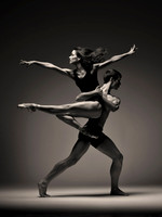 BALLET POSES TO PHOTOGRAPHS