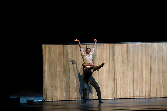 20170223_Alvin_Ailey_Walking_Mad_PR_Closeup_G3P1475