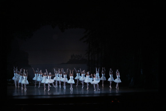 20151023_MCB_Swan_Lake_Prefomance_Arsht__75A2537