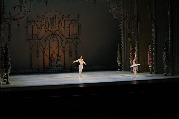 20141223_Nutcracker_ARTC_Pasdedeux_AL1B5733