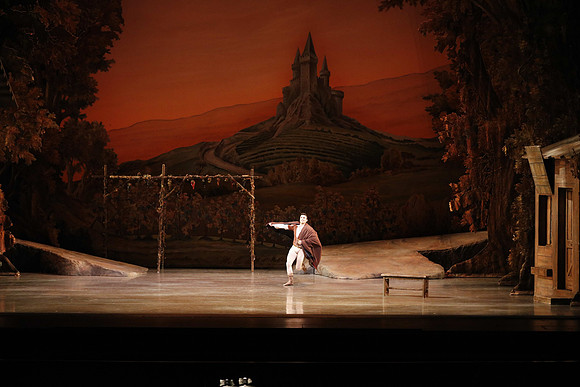 20161020_MCB_Giselle_Act1_2Cast_DR_No Makeup_Arsht_75A0040