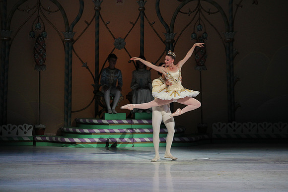 20141223_Nutcracker_ARTC_Pasdedeux_CG3P1218