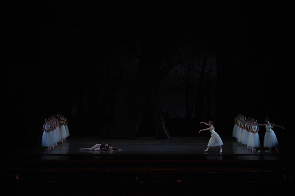 20161020_MCB_Giselle_Act1_DRSH_75A1781