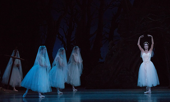 20161021_MCB_Giselle_Cast1_Act2__73A6208