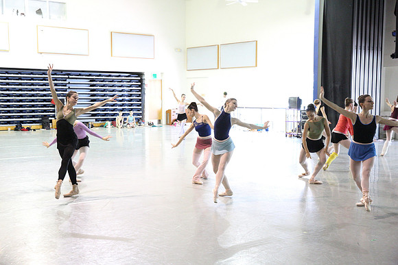20150312_MCB_Raymonda_Variations_Studio_Arnold_9C7C6252