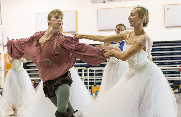 20161013_MCB_Giselle_Act1_Rehersal_Studio9C7C0033