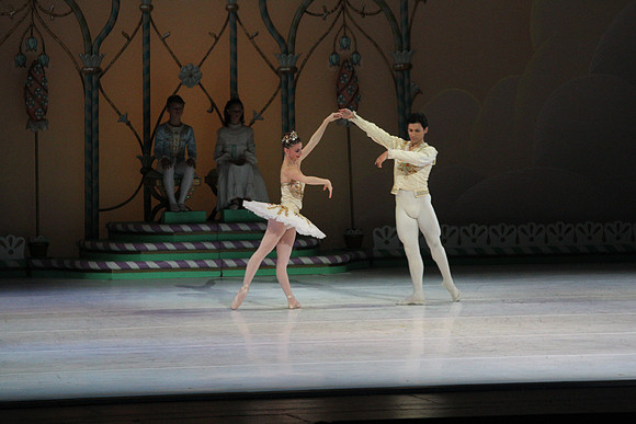20141223_Nutcracker_ARTC_Pasdedeux_AL1B5666
