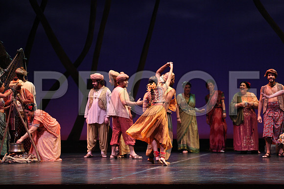 20150226_The_Pearl_Fisher_Act_29C7C0545