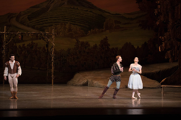 20161022_MCB_Giselle_Act1_2Cast_Tricia_Arsht_Arsht_73A6006