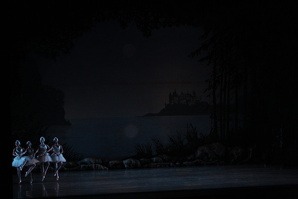 20151025_MCB_Swan_Lake_2Cast_Arsht_IMG_0085