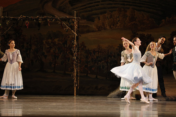 20161020_MCB_Giselle_2Cast_Act1_no Makeup_DRDA_Arsht_73A0073