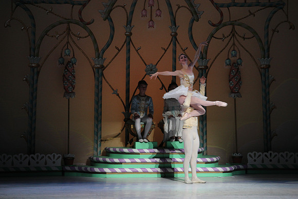 20141223_Nutcracker_ARTC_Pasdedeux_CG3P1000
