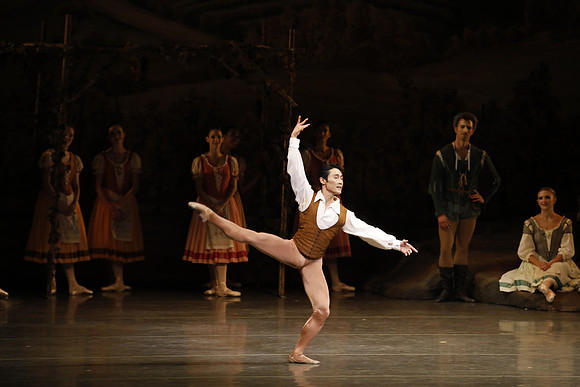 20161023_MCB_Giselle_Act1_3Cast_Jennifer_Laurent_Arsht__73A3216
