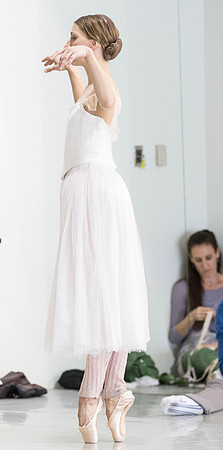 20161013_MCB_Giselle_Act1_Rehersal_Studio9C7C0012