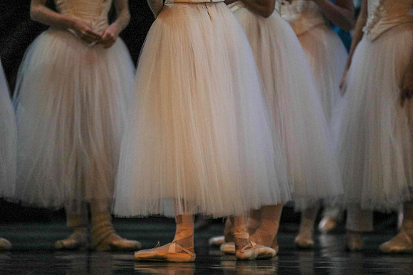 20161020_MCB_Giselle_2Cast_Act2_no Makeup_DRDA_Arsht_73A1547
