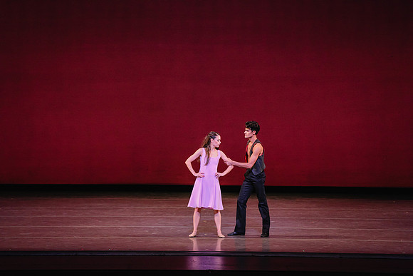 20170112_Carousel_Pas_de_Deux_Wide_DR_MCB_Arsht_9C7C3383