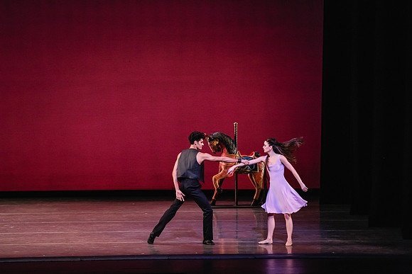 20170112_Carousel_Pas_de_Deux_Wide_DR_MCB_Arsht_9C7C3389
