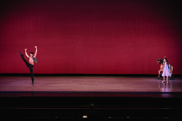 20170112_Carousel_Pas_de_Deux_Wide_DR_MCB_Arsht_9C7C3423