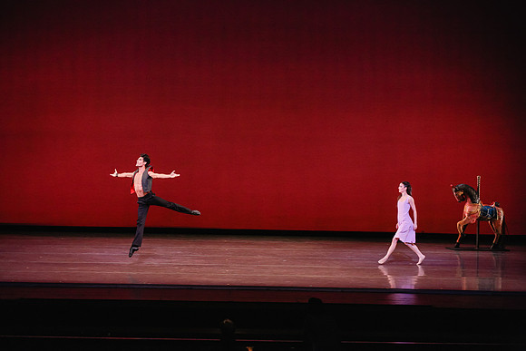 20170112_Carousel_Pas_de_Deux_Wide_DR_MCB_Arsht_9C7C3510