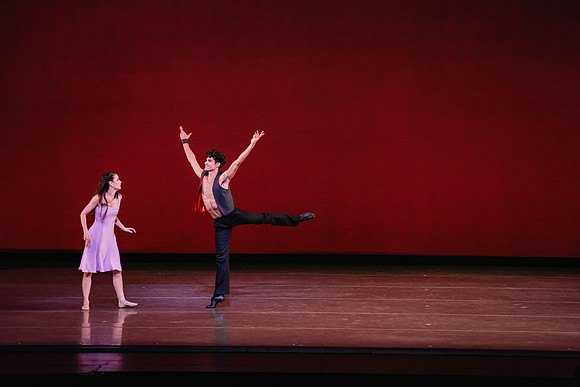 20170112_Carousel_Pas_de_Deux_Wide_DR_MCB_Arsht_9C7C3582