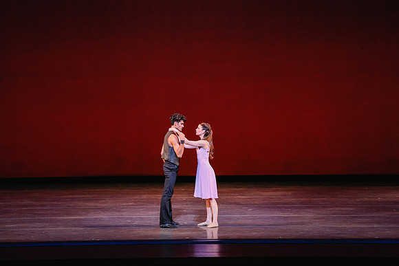 20170112_Carousel_Pas_de_Deux_Wide_DR_MCB_Arsht_9C7C3771