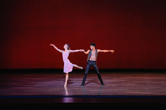 20170112_Carousel_Pas_de_Deux_Wide_DR_MCB_Arsht_9C7C3838