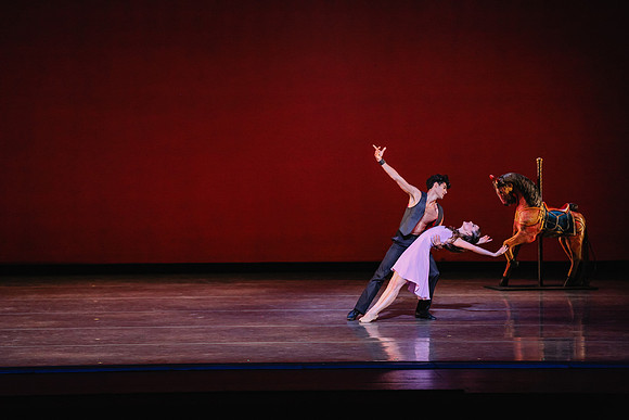 20170112_Carousel_Pas_de_Deux_Wide_DR_MCB_Arsht_9C7C3863